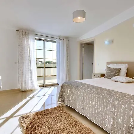 Machado Villa Albufeira